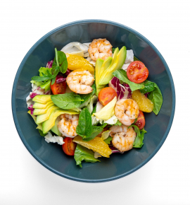 Salad with prawns and mango